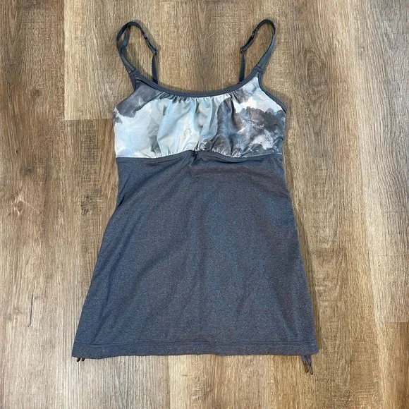 Lululemon Hot 'N Sweaty Tank Top Size 6 Workout Activewear - Picture 1 of 13